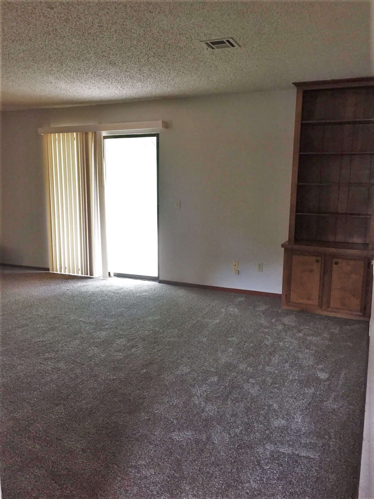 1306 W 13th St. S Claremore home for rent (3 bed/ 2 bath) Dorsey